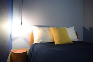 Iron/ironing board, free WiFi, bed sheets - SENAHA HOUSE A (Yomitan)