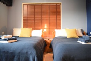 标准房 | 熨斗/熨衣板、免费 WiFi、床单