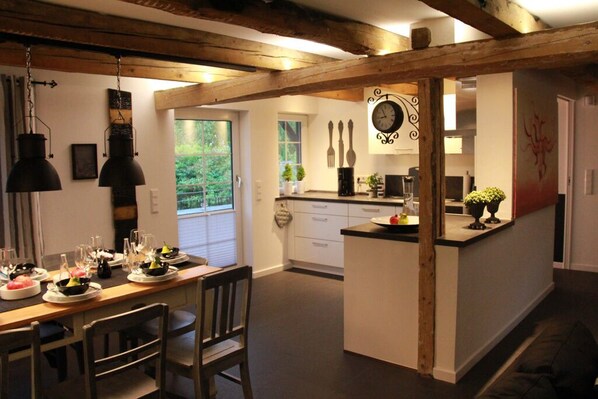 Dining - Comfort in complete privacy 4 DZ 4 bathrooms, fireplace and sauna with outdoor area (Eslohe (Sauerland))