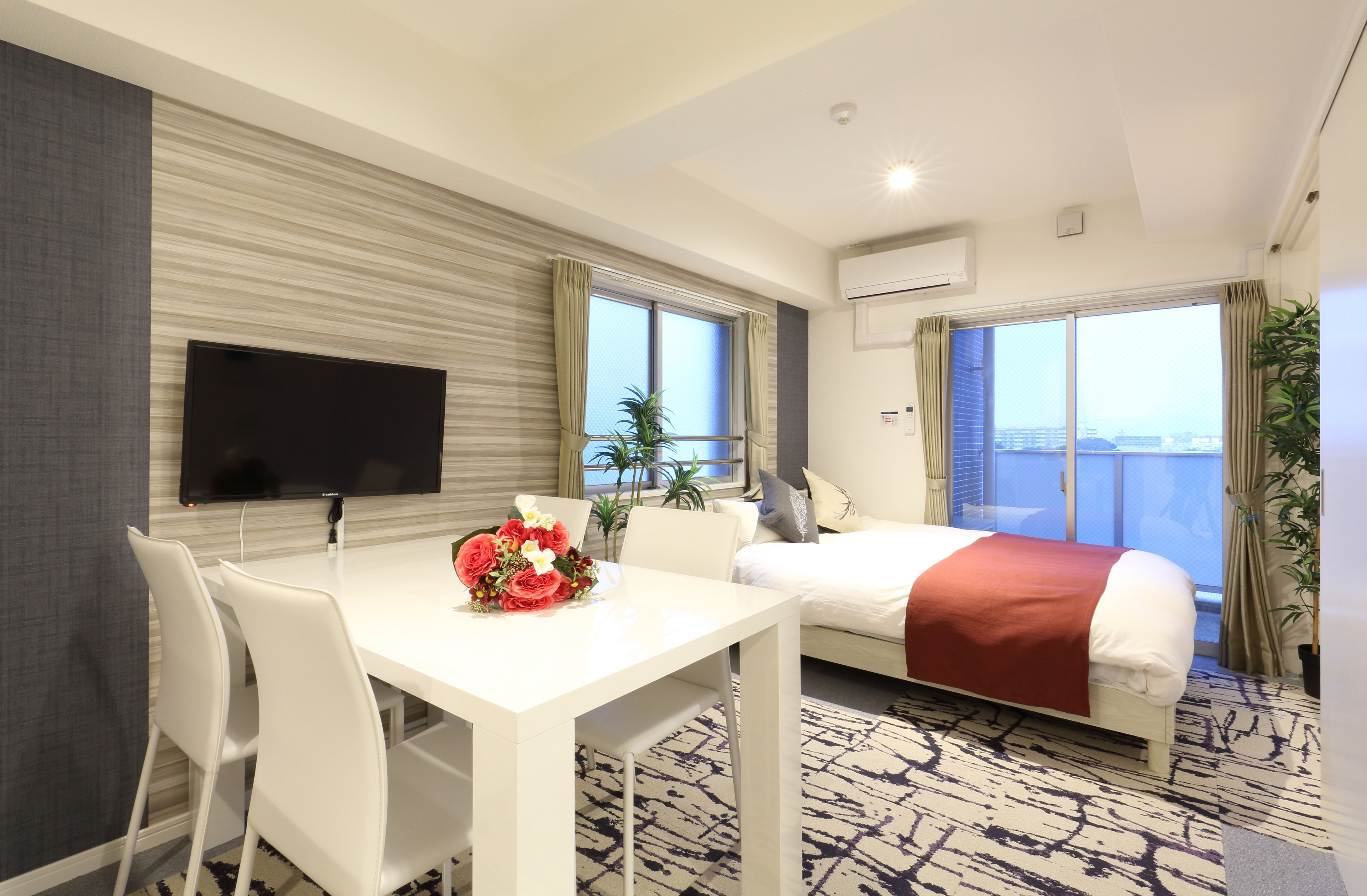 soundproofing, iron/ironing board, free wifi