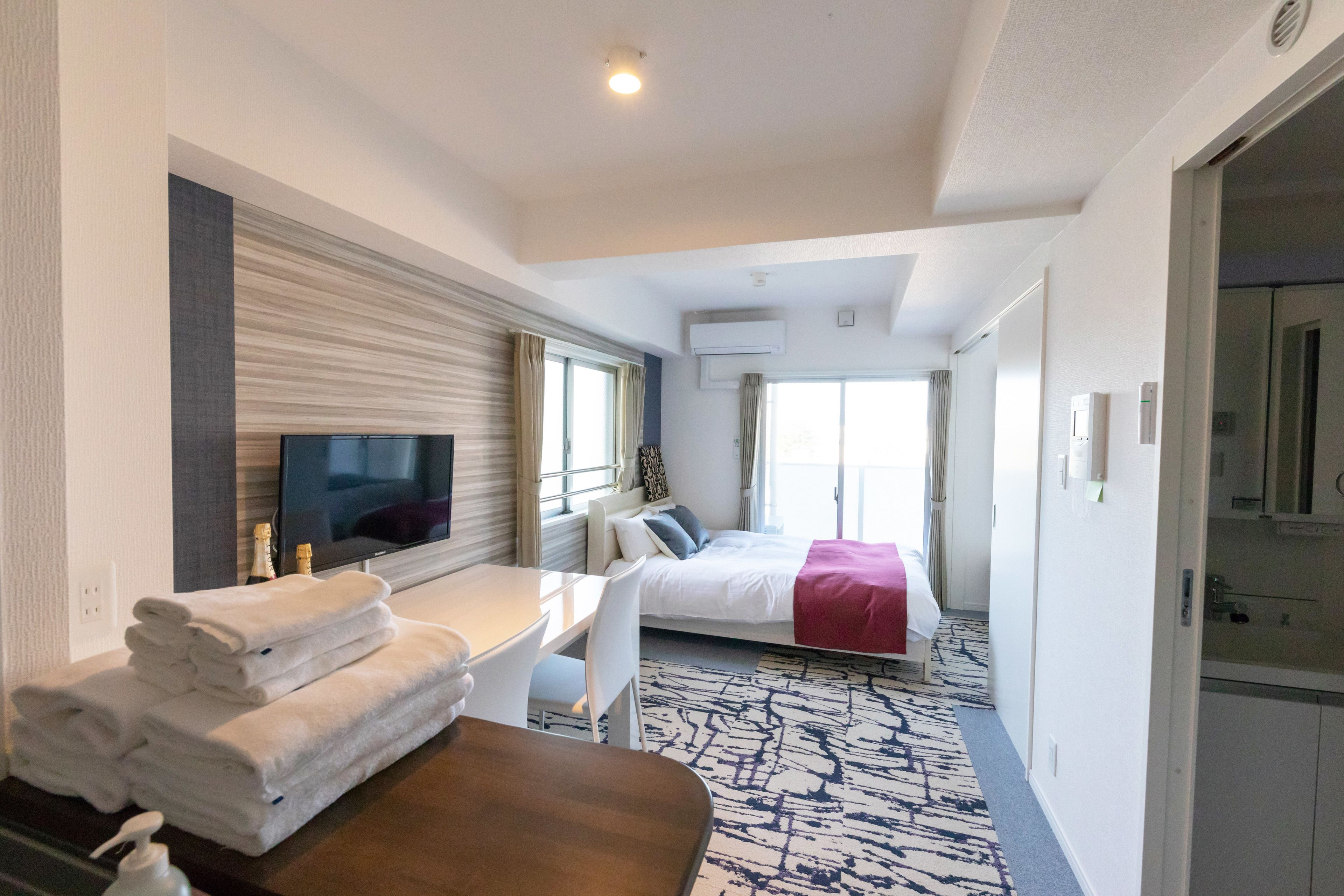 grand room | soundproofing, iron/ironing board, free wifi