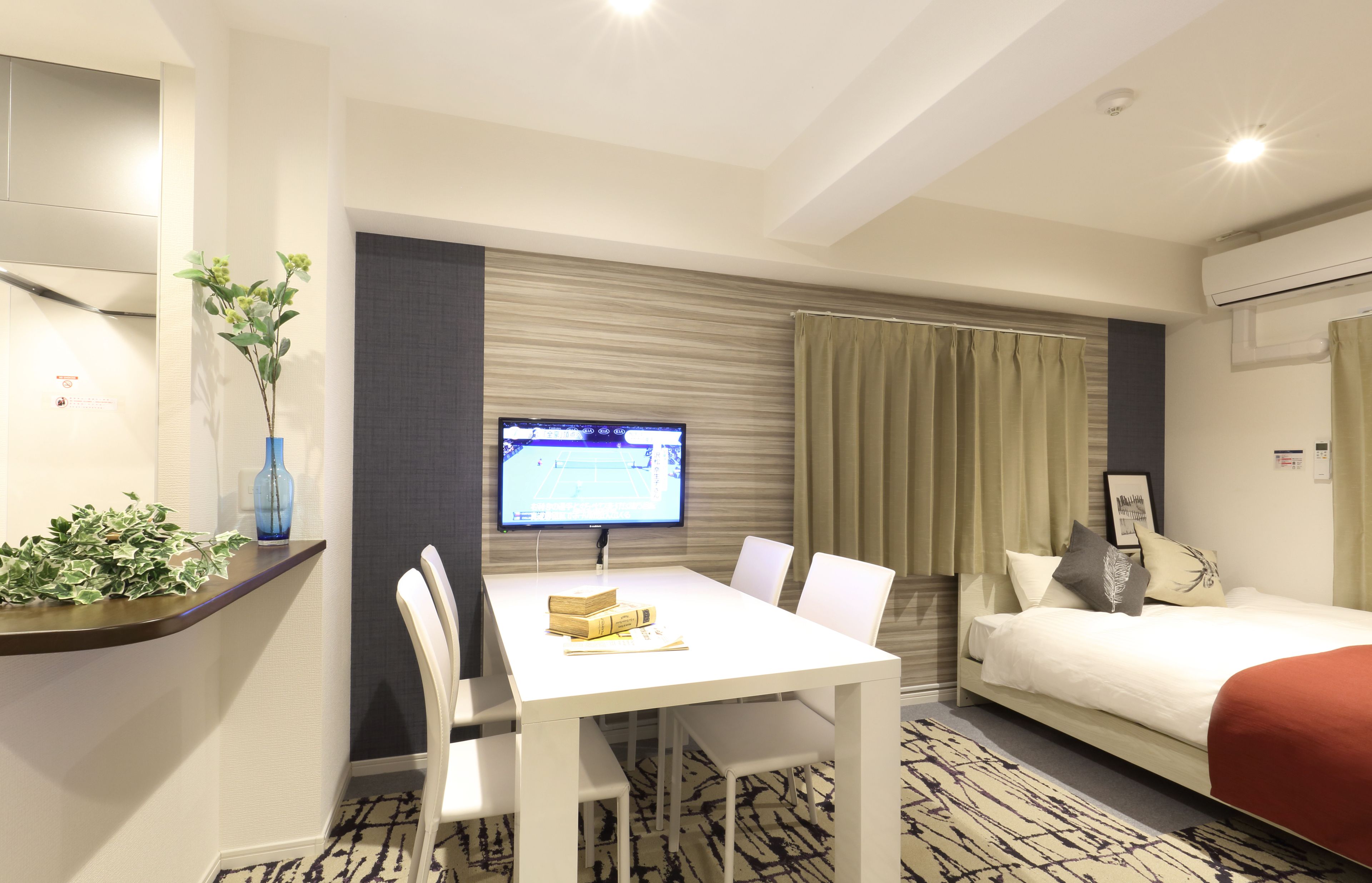 grand double room | soundproofing, iron/ironing board, free wifi