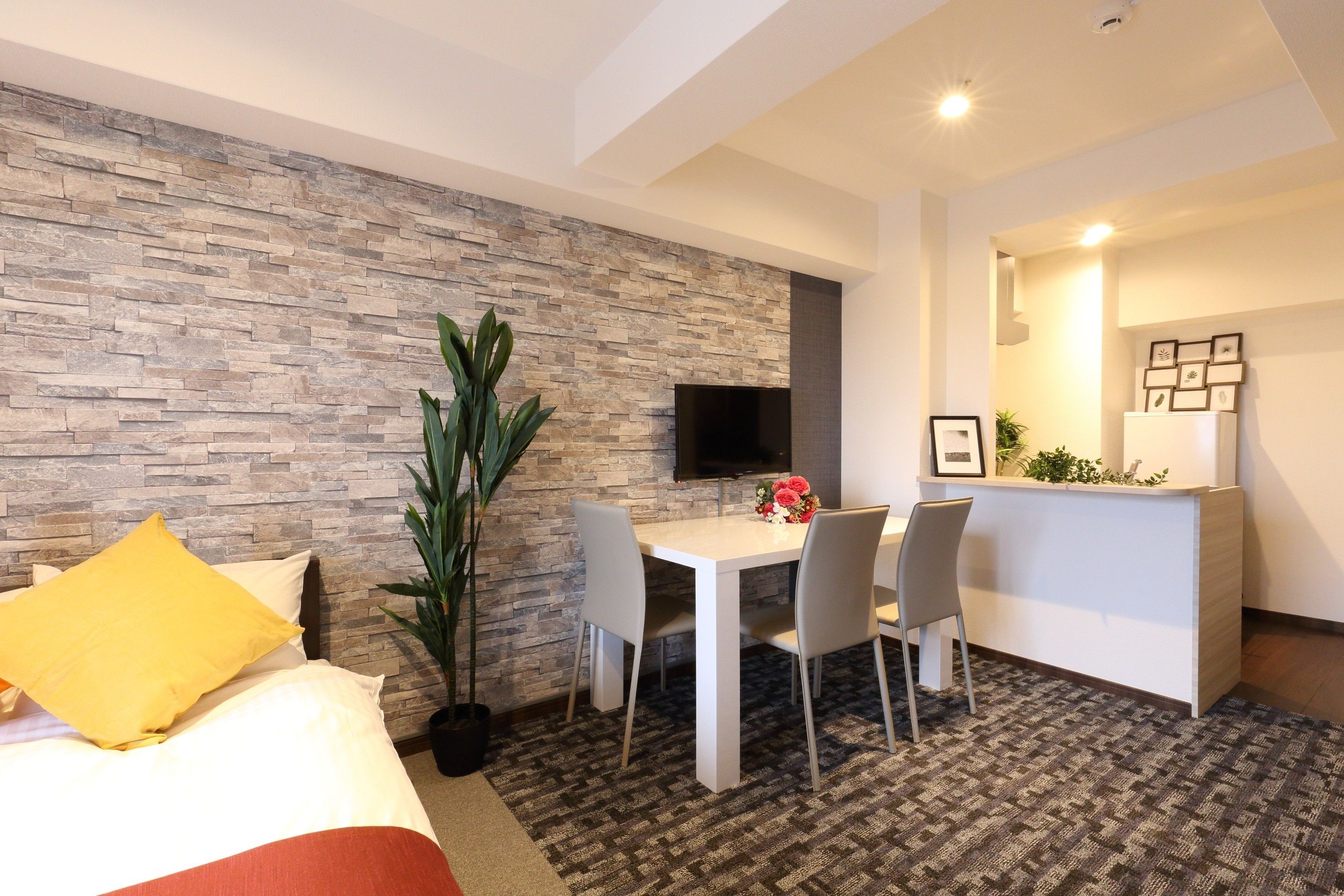 grand double room | soundproofing, iron/ironing board, free wifi