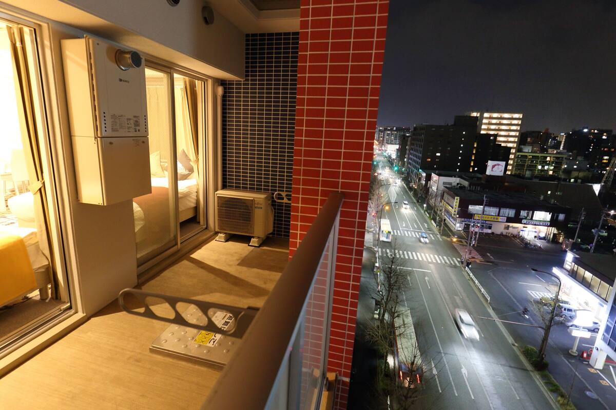 grand double room | soundproofing, iron/ironing board, free wifi