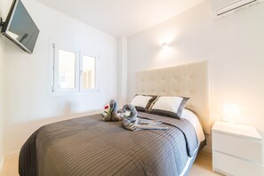 2 quartos, ferros/tábuas de passar roupa, Wi-Fi de cortesia