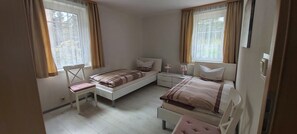 2 habitaciones, wifi gratis, ropa de cama y acceso para silla de ruedas
