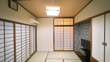 Chambre de style japonais, non-fumeur (6 Tatami Mats) | Accès au Wi-Fi (inclus)
