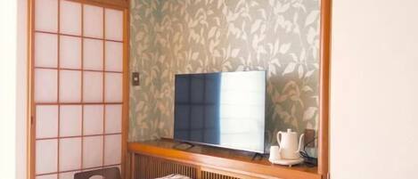Habitación de estilo japonés, no fumadores (8 Tatami Mats) | Wifi gratis y ropa de cama