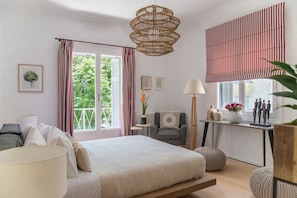 Deluxe Apartment, Courtyard View | Garden view
