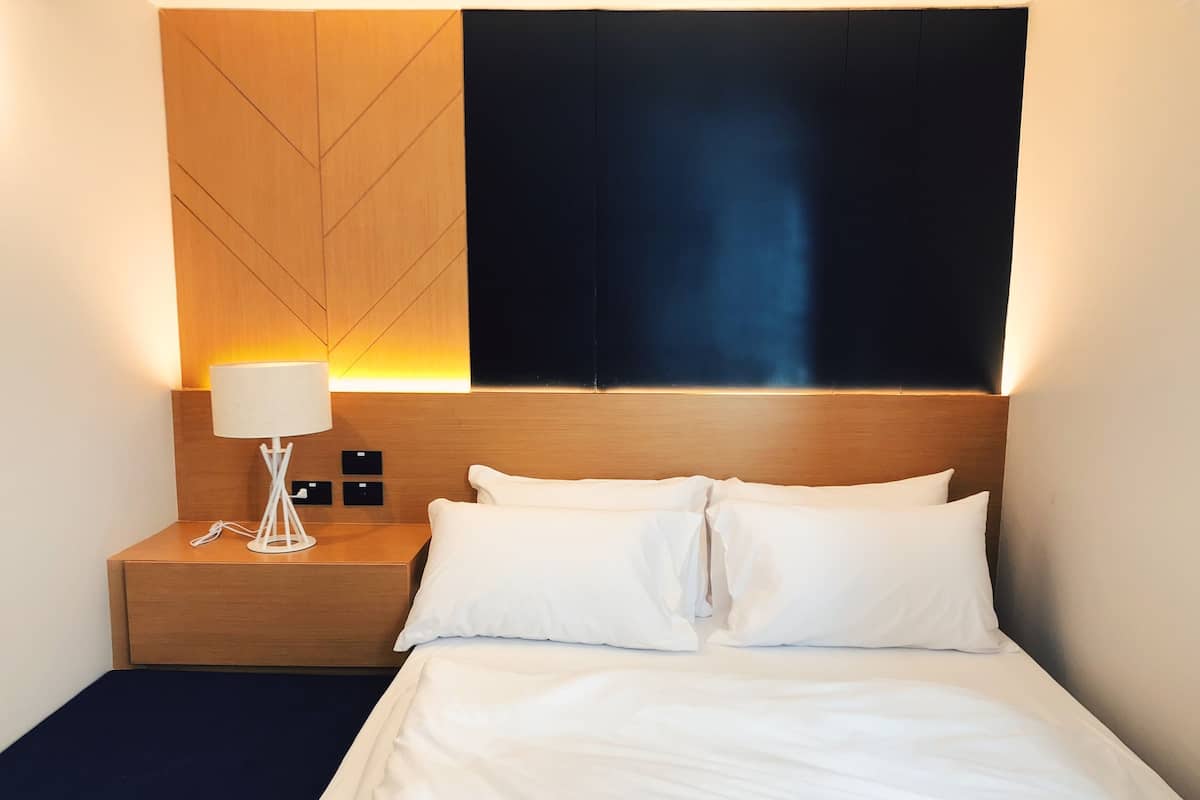 Premium bedding, free WiFi, bed sheets