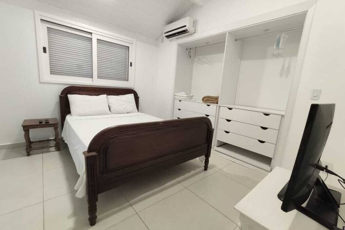 Deluxe Chalet | Minibar, iron/ironing board (on request), free WiFi, bed sheets
