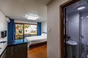 Deluxe-Doppelzimmer | Verdunkelungsvorhänge, kostenloses WLAN