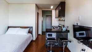 Standard Double Room | Living area