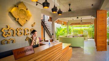 Sala de estar en el lobby
