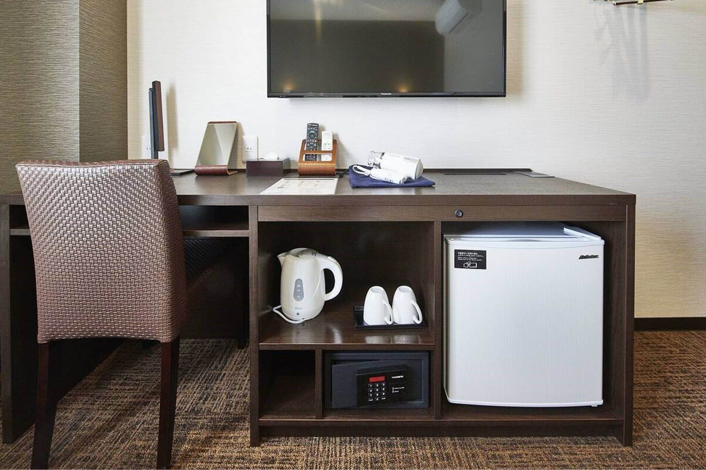 semi double room | 1 bedroom, in-room safe, free wifi, bed sheets