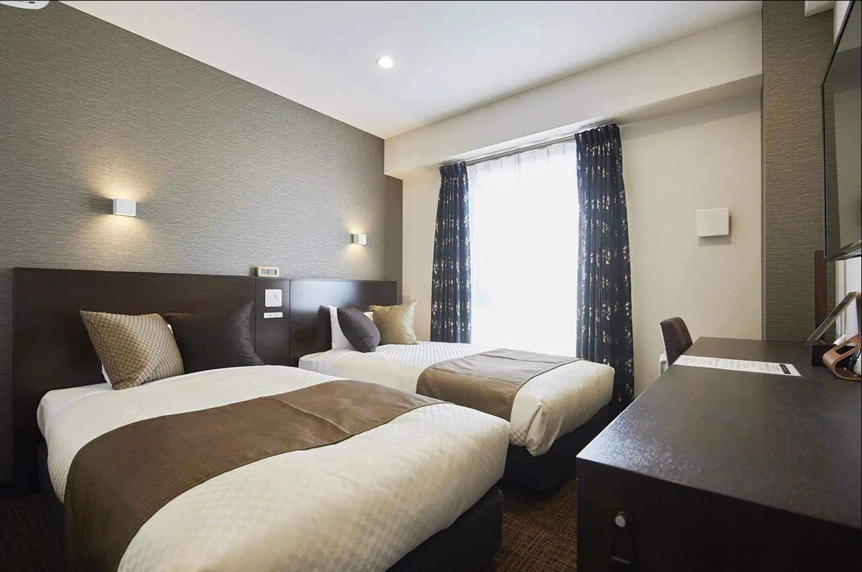 Twin Room | In-room safe, free WiFi, bed sheets