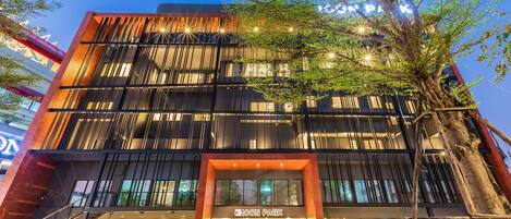 Front of property - evening/night