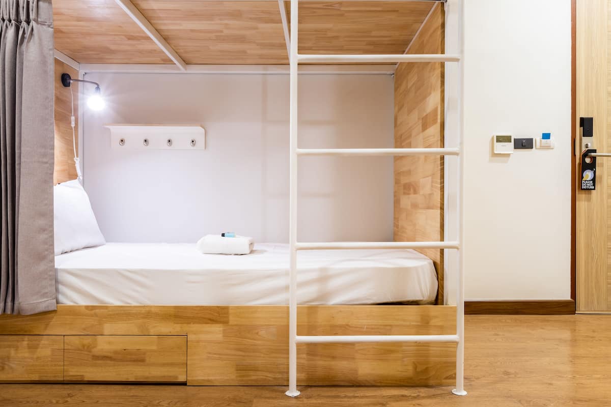 1 bedroom, iron/ironing board, rollaway beds, free WiFi
