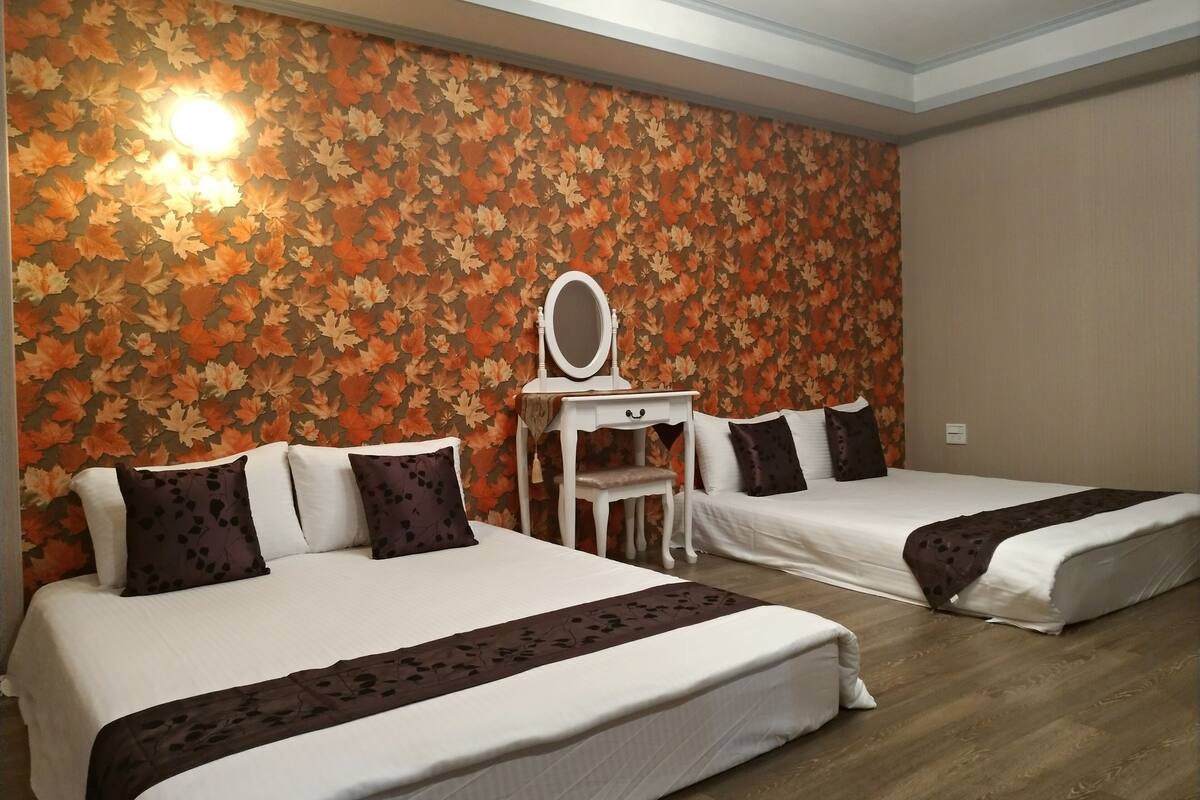 Economy Quadruple Room, 1 Bedroom | Desk, blackout drapes, WiFi (free), bed sheets