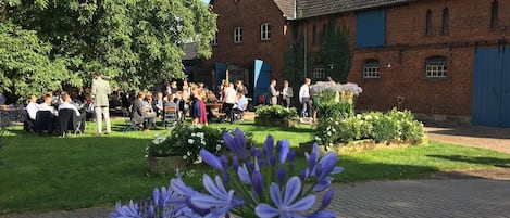 Grill- och picknickomrÄde