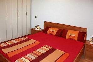 Suíte superluxo, 1 cama Queen e sofá-cama, para não fumantes (2) | Roupas de cama de algodão egípcio, roupas de cama premium, escrivaninha