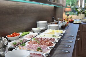 Daily buffet breakfast (EUR 16.00 per person)