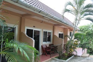 Comfort Double Room with Garden View | In-room safe, desk, free WiFi - Merit Hill (Karon)