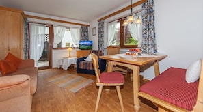 Apartment, 1 Bedroom | In-room dining - Haus St. Korbinian (Mittenwald)