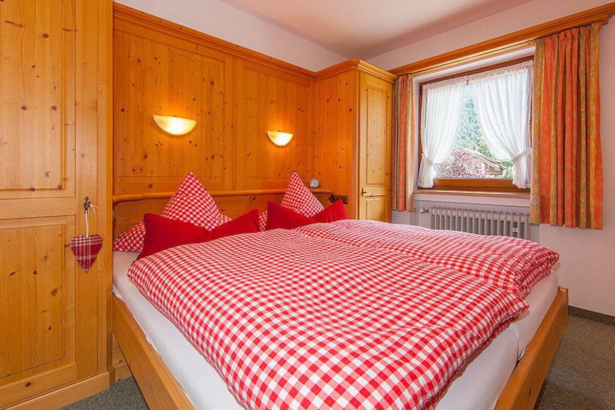 Apartment, Balcony | Hypo-allergenic bedding, soundproofing, iron/ironing board (on request)