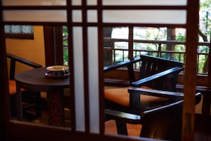 Unclassified image, 5 of 122, button - Motoyu Kansuiro (Hakone)