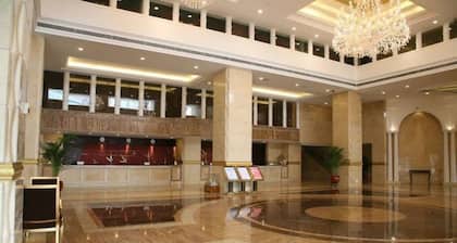 Yiyang Huatian Hotel
