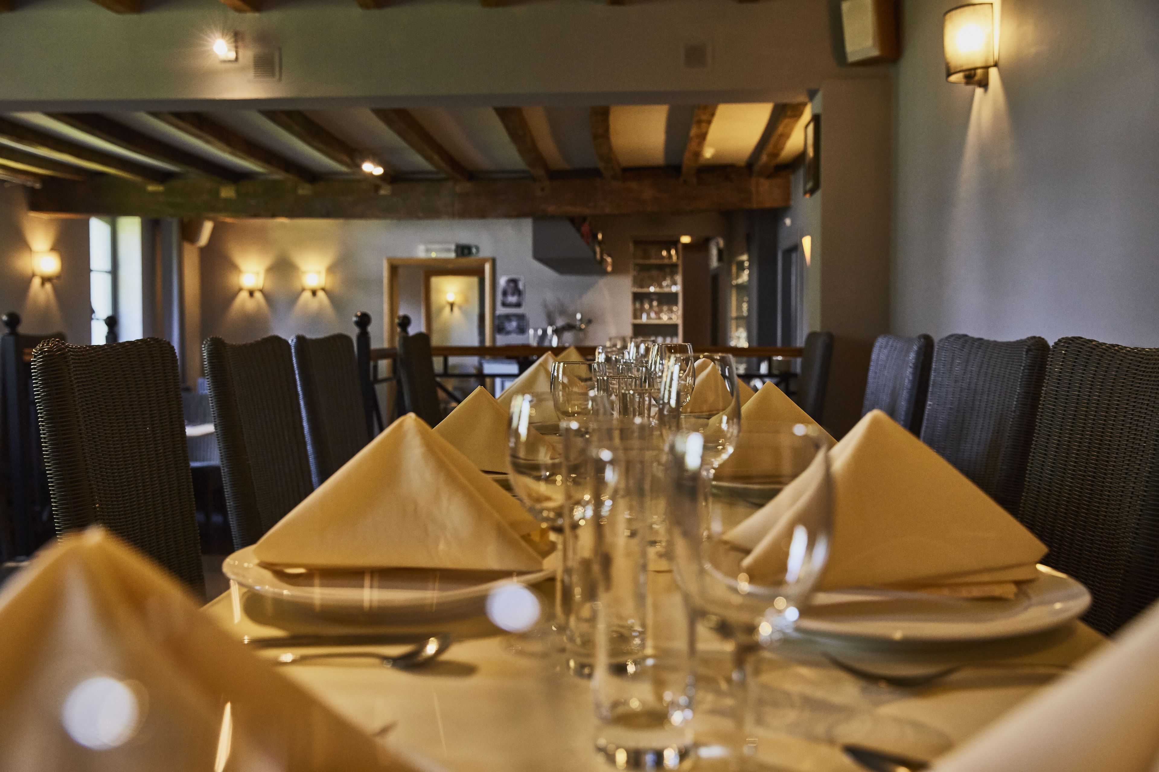 lunch and dinner served