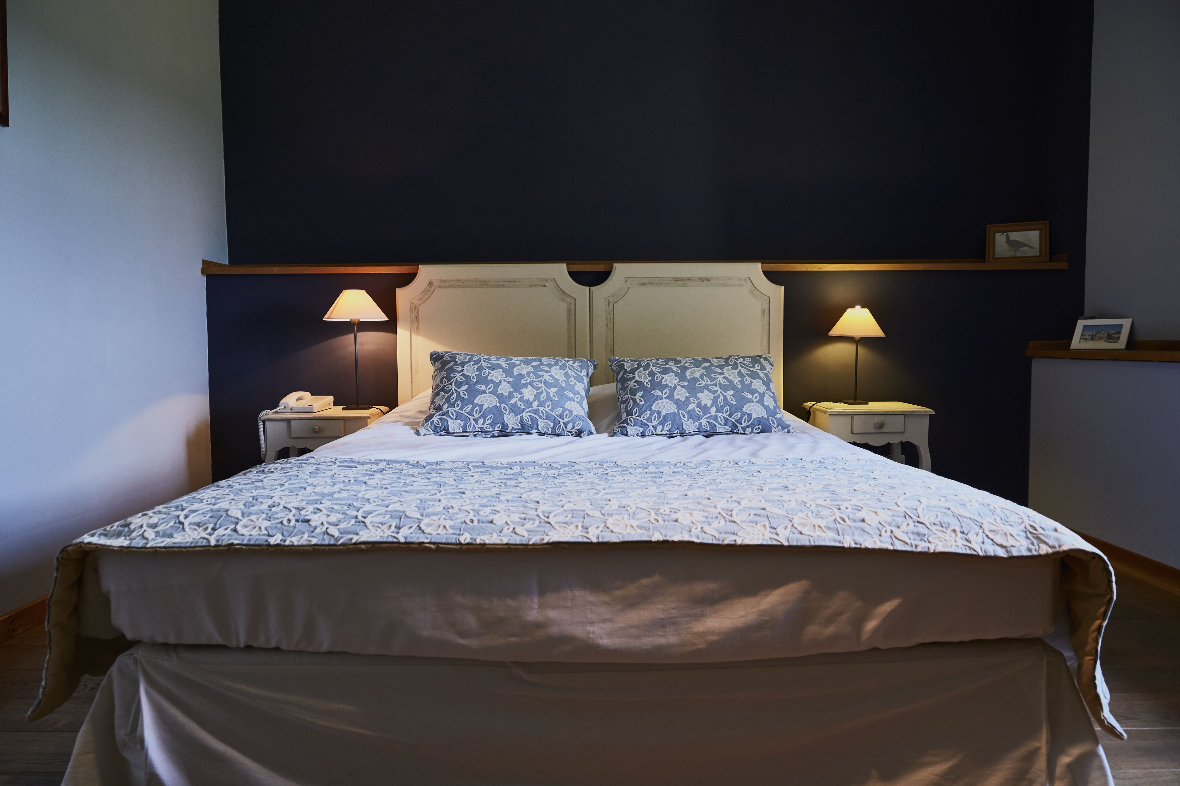 standard double room | soundproofing, iron/ironing board, free wifi, bed sheets