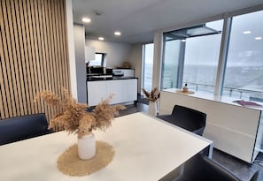 Ferienhaus Water 17 | Living area | Flat-screen TV - Open-Water-Resort (Elsterheide)