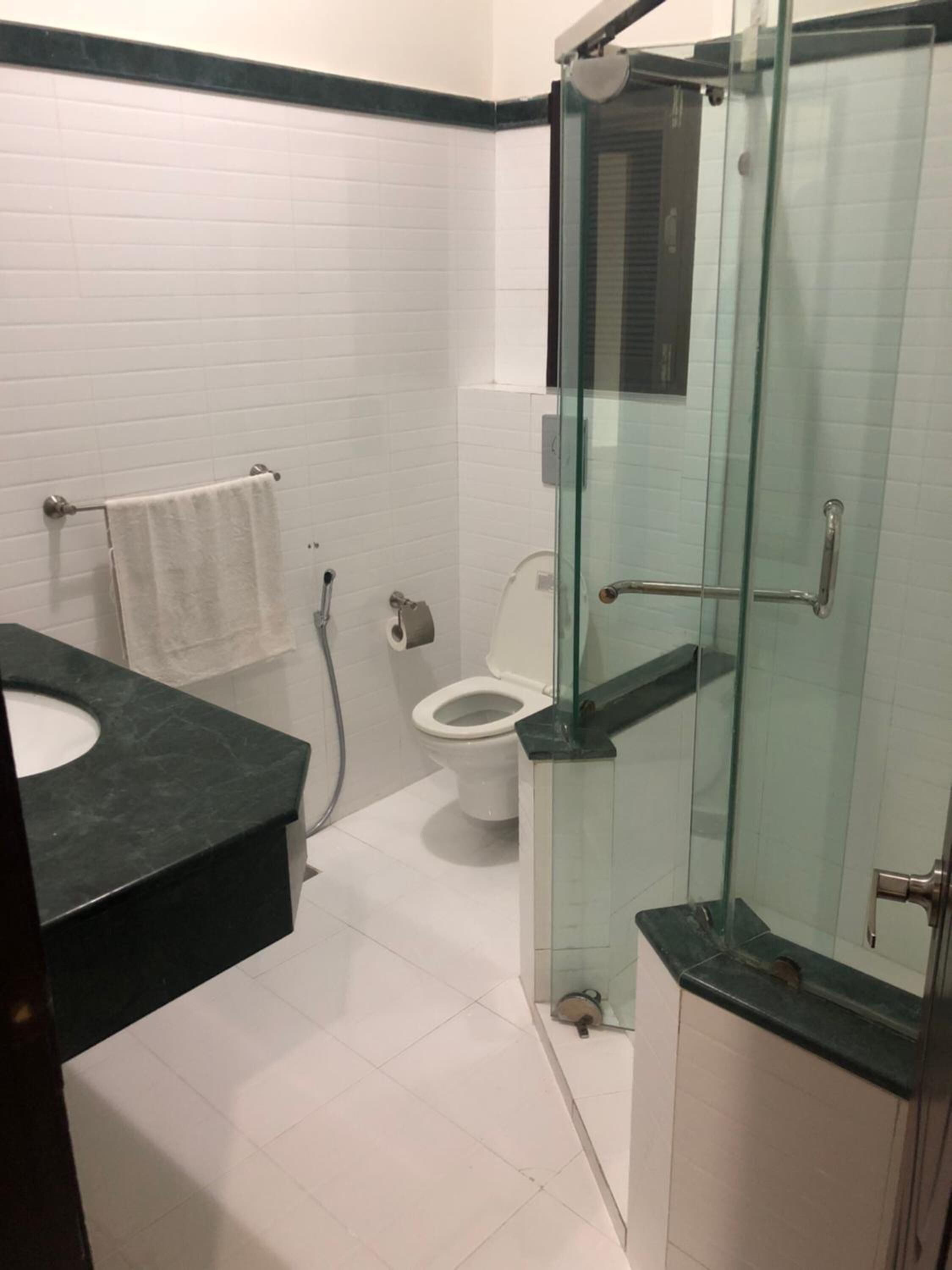 Shower, free toiletries, hair dryer, slippers