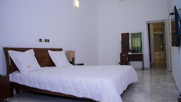 Villa City, 4 habitaciones, no fumadores | 4 dormitorios, ropa de cama de alta calidad, escritorio