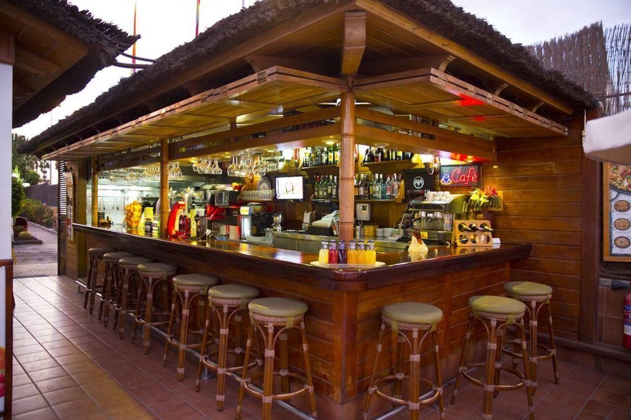 Bar (in der Unterkunft)