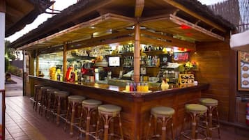 Bar (in der Unterkunft)