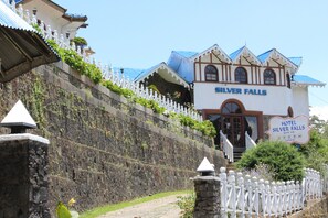 Property entrance - Hotel Silverfalls (Nuwara Eliya)