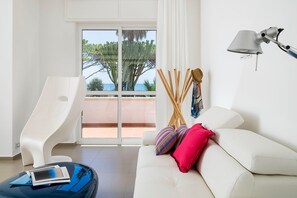 Villa, Multiple Bedrooms | Living area | Flat-screen TV, DVD player, iPod dock, computer - Villa Maya (Modica)