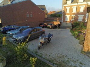 Free self parking