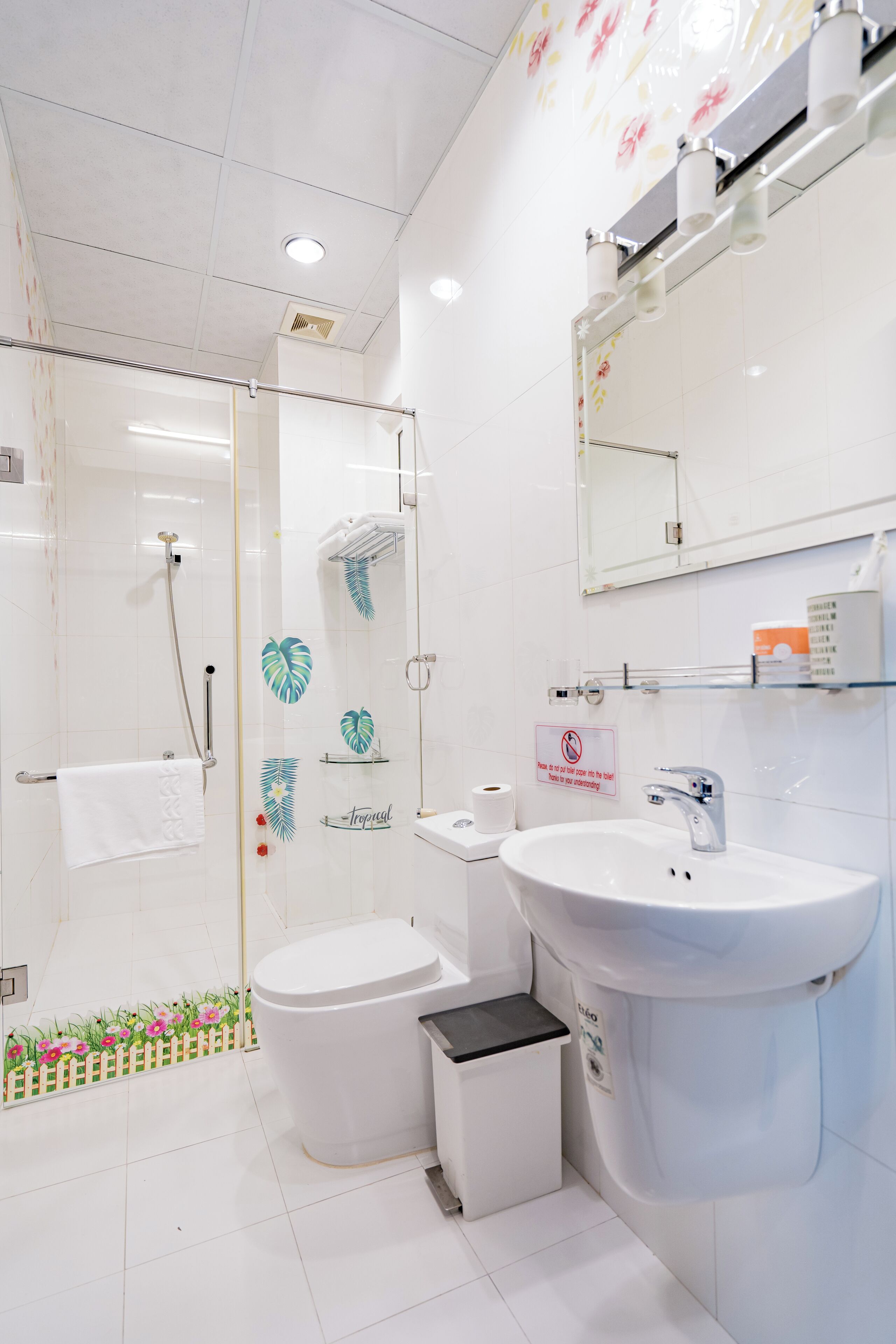 vip room | bathroom | shower, free toiletries, hair dryer, slippers