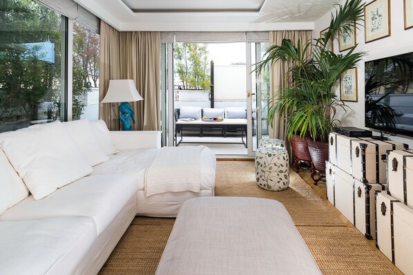 Apartment, 2 Bedrooms | Living area | TV - Opera Home (Catania)