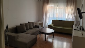 Flat-screen TV - Le terrazze di Alberto (Rome)
