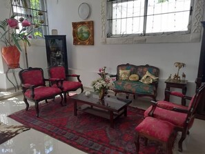 Living area - Soleil Levant Residence 2 (Abidjan)