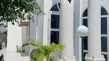 Ngoại thất