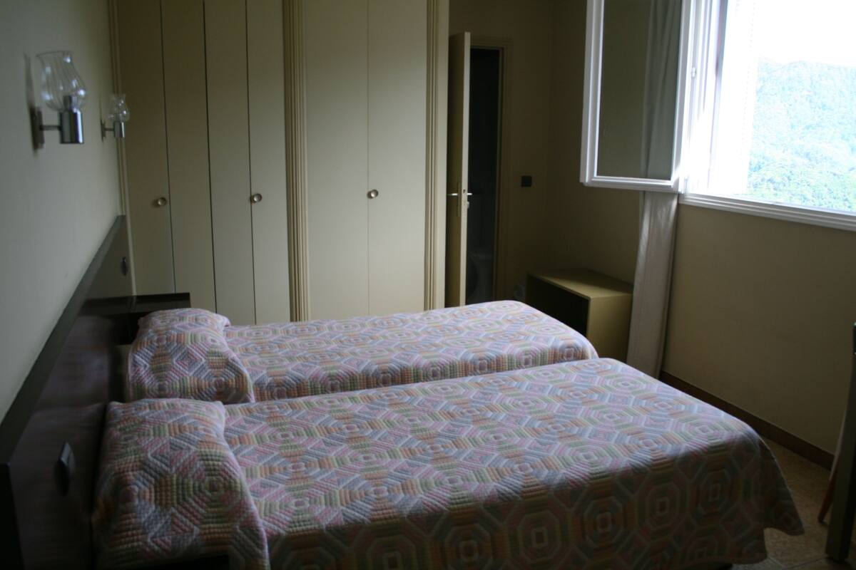 Twin Room, Valley View | Iron/ironing board (on request), WiFi (free)