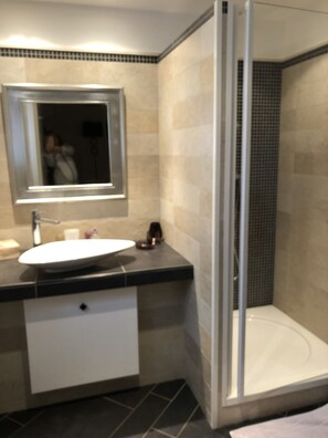 Room amenity - Les Roches Rouges Chambres d'hôtes (Ventabren)