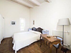 Villa, 3 Bedrooms | 3 bedrooms, individually decorated, individually furnished