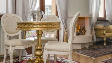 Luxury Quadruple Room, Non Smoking, Private Bathroom (Carmen) | 4 bedrooms, Egyptian cotton sheets, premium bedding, down comforters